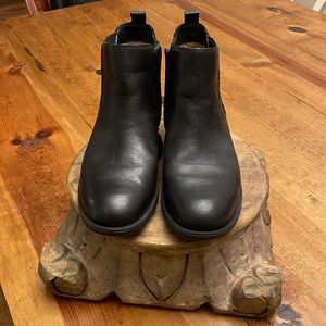 Sofft Bellis II black ankle booties size 9.5